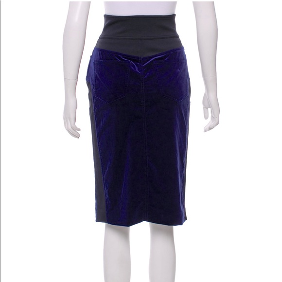 DIANE VON FURSTENBERG
Velvet Pencil Skirt - Picture 3 of 3